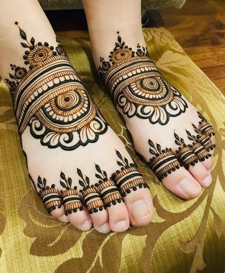 Foot mehndi design